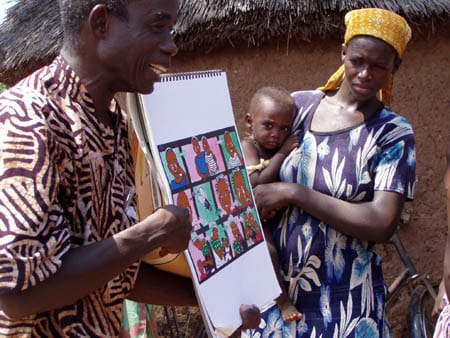 Educating on trachoma in Ghana (The Carter Center)